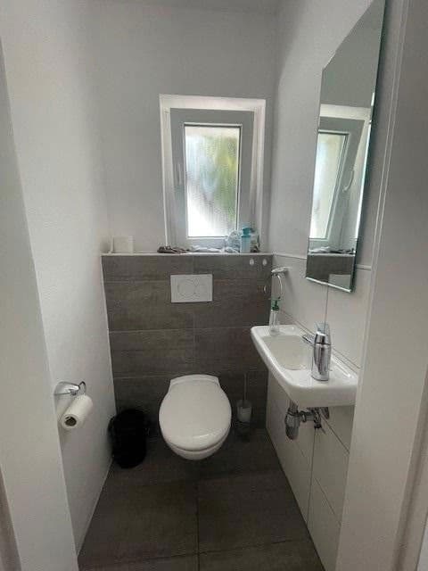 Prenájom bytu 3-izbový 104 m², Feldstraße 4, Drebber, Dolné Sasko Prenájom bytu 3-izbový 104 m², Feldstraße 4, Drebber, Dolné Sasko