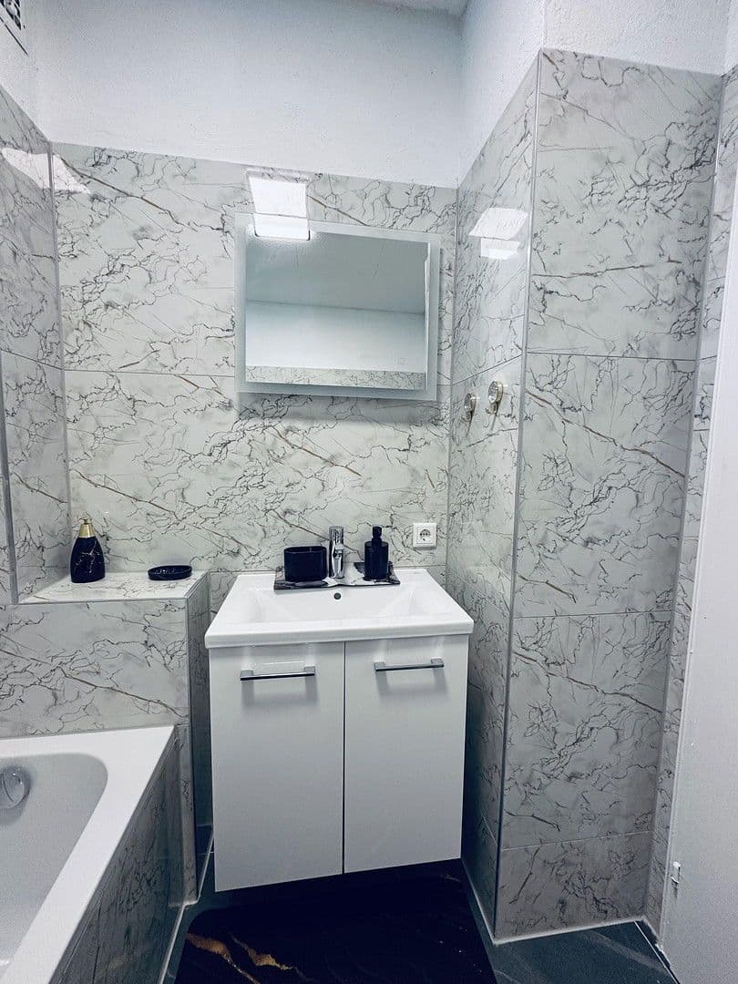 Predaj bytu 1-izbový 33 m², Garmischer Straße 16, Augsburg, Bavorsko Predaj bytu 1-izbový 33 m², Garmischer Straße 16, Augsburg, Bavorsko