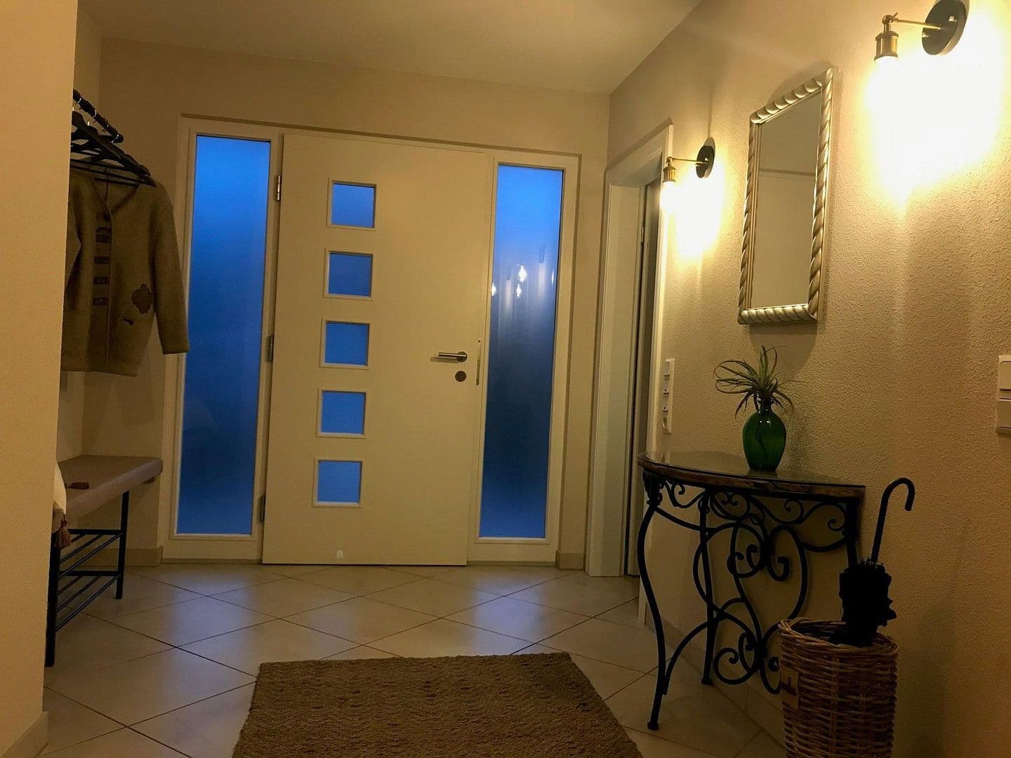 Predaj domu 175 m², pozemek 835 m², Gladenbach, Hesensko Predaj domu 175 m², pozemek 835 m², Gladenbach, Hesensko