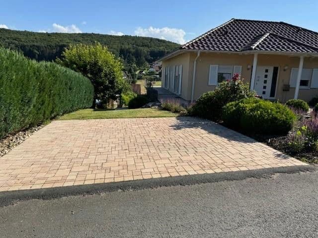 Predaj domu 175 m², pozemek 835 m², Gladenbach, Hesensko Predaj domu 175 m², pozemek 835 m², Gladenbach, Hesensko