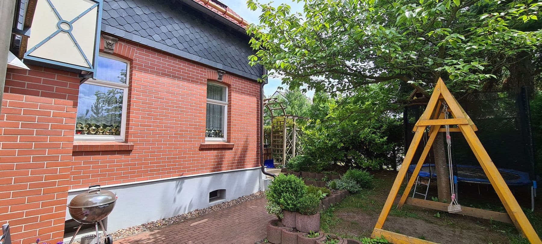 Prenájom bytu 4-izbový 88 m², Suhl, Durínsko Prenájom bytu 4-izbový 88 m², Suhl, Durínsko