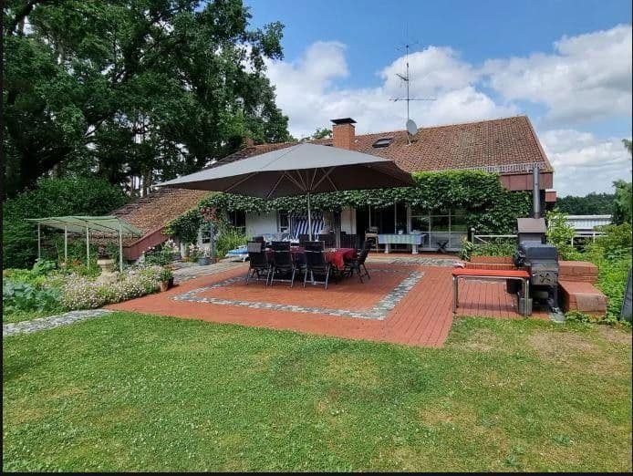 Predaj domu 681 m², pozemek 1.681 m², Röthenbach an der Pegnitz, Bavorsko Predaj domu 681 m², pozemek 1.681 m², Röthenbach an der Pegnitz, Bavorsko