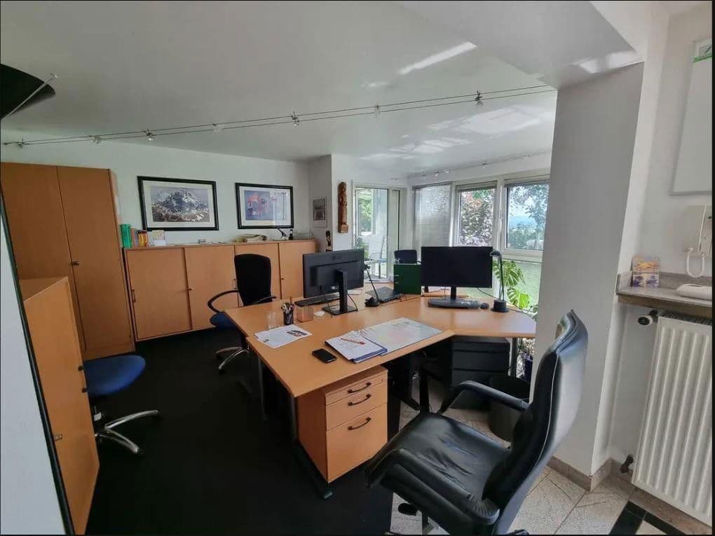 Predaj domu 681 m², pozemek 1.681 m², Röthenbach an der Pegnitz, Bavorsko Predaj domu 681 m², pozemek 1.681 m², Röthenbach an der Pegnitz, Bavorsko