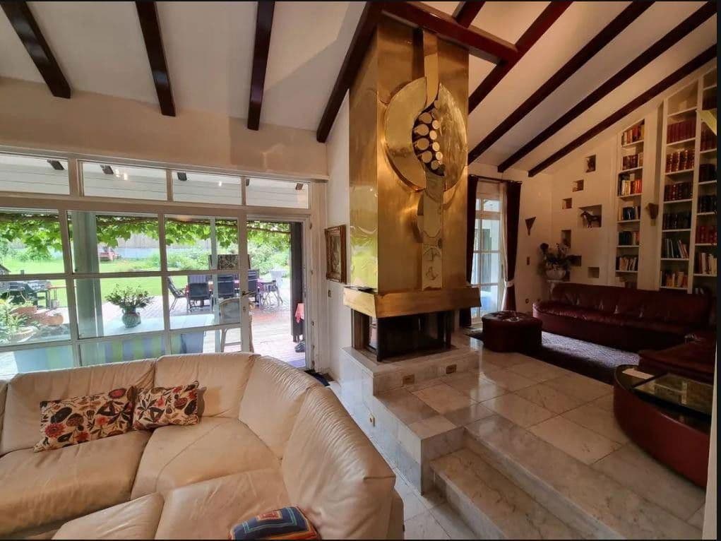 Predaj domu 681 m², pozemek 1.681 m², Röthenbach an der Pegnitz, Bavorsko Predaj domu 681 m², pozemek 1.681 m², Röthenbach an der Pegnitz, Bavorsko