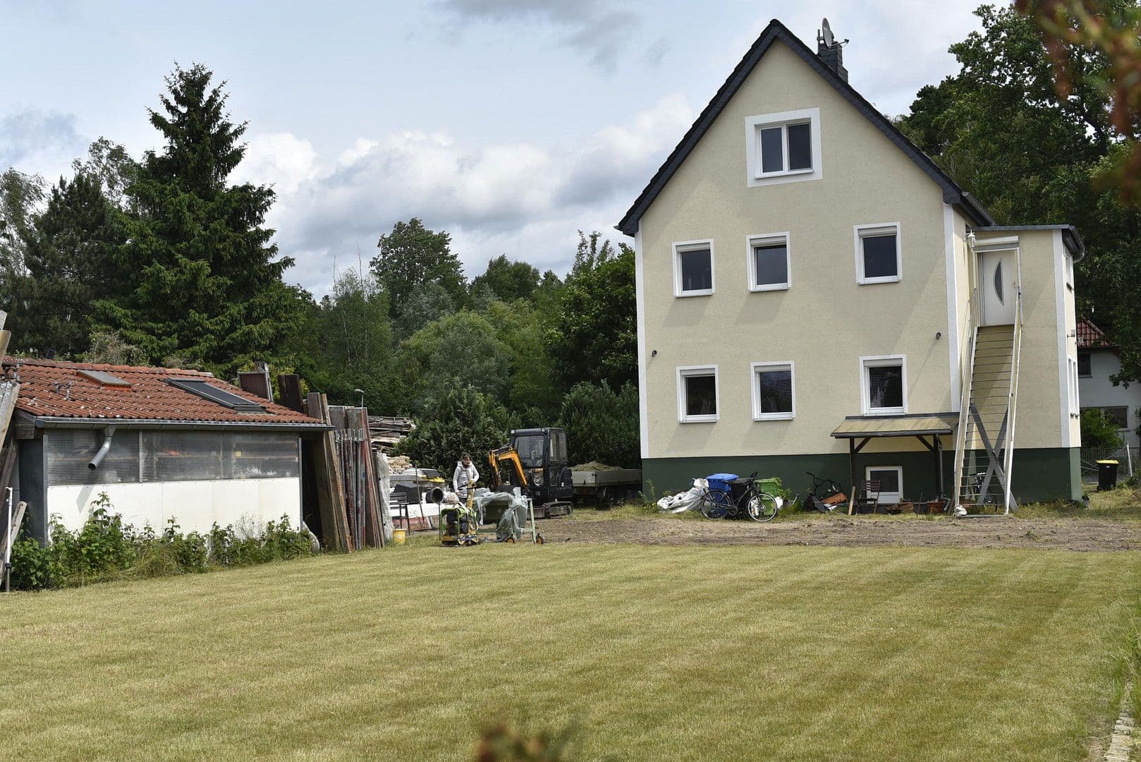 Predaj domu 190 m², pozemek 890 m², Mozartstrasse 29, Fredersdorf-Vogelsdorf, Brandenbursko Predaj domu 190 m², pozemek 890 m², Mozartstrasse 29, Fredersdorf-Vogelsdorf, Brandenbursko