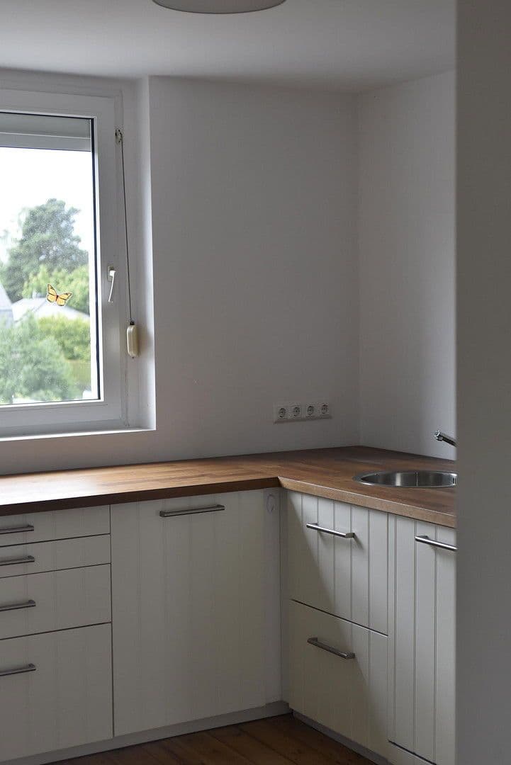 Predaj domu 190 m², pozemek 890 m², Mozartstrasse 29, Fredersdorf-Vogelsdorf, Brandenbursko Predaj domu 190 m², pozemek 890 m², Mozartstrasse 29, Fredersdorf-Vogelsdorf, Brandenbursko