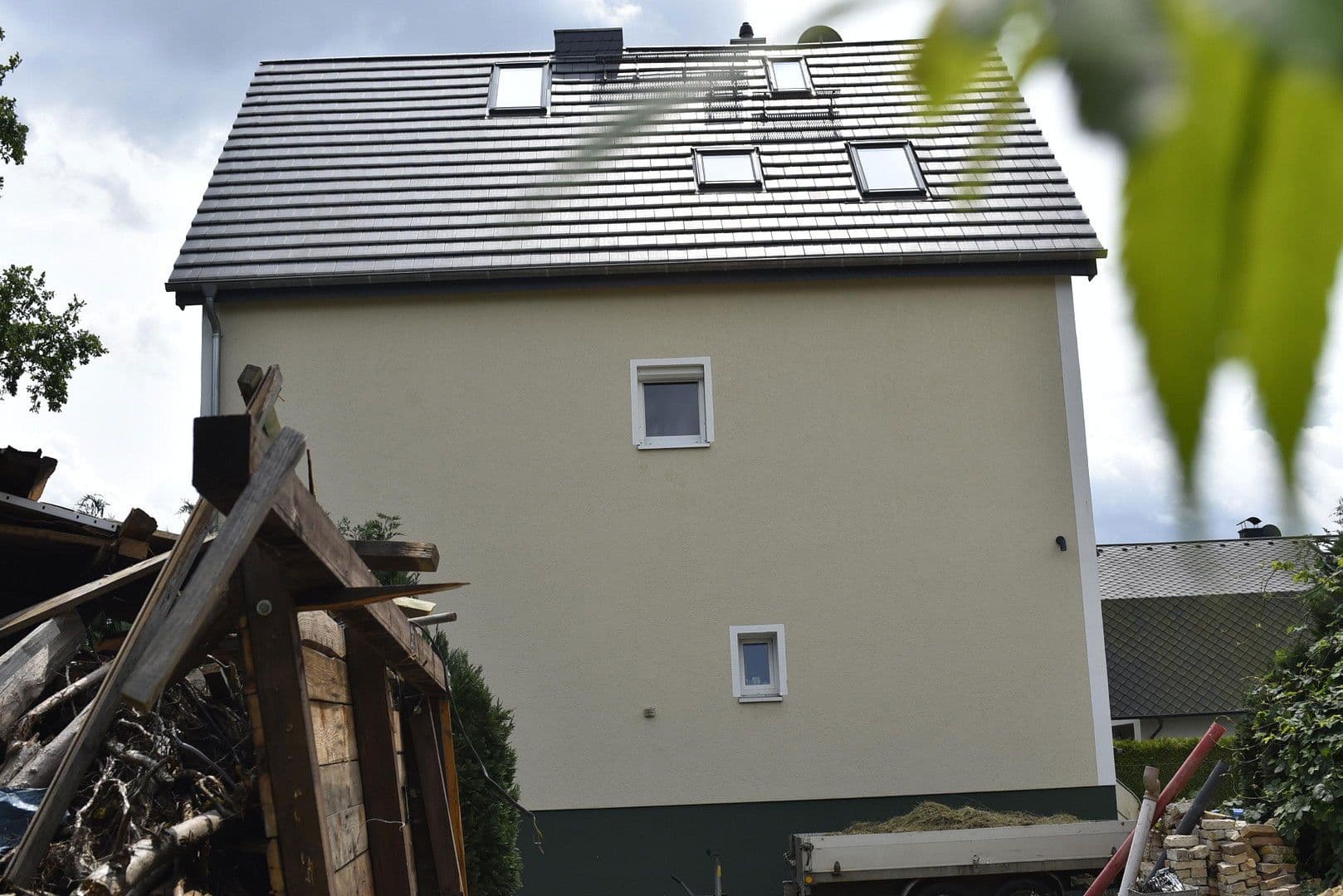 Predaj domu 190 m², pozemek 890 m², Mozartstrasse 29, Fredersdorf-Vogelsdorf, Brandenbursko Predaj domu 190 m², pozemek 890 m², Mozartstrasse 29, Fredersdorf-Vogelsdorf, Brandenbursko