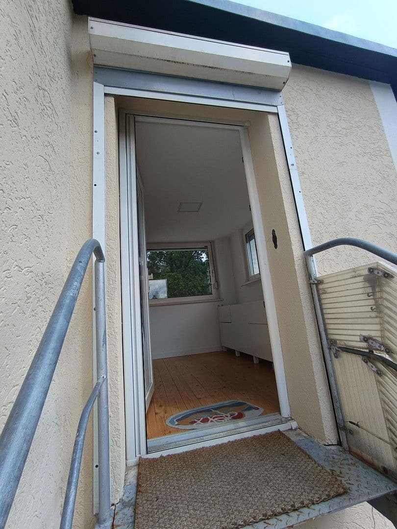 Predaj domu 190 m², pozemek 890 m², Mozartstrasse 29, Fredersdorf-Vogelsdorf, Brandenbursko Predaj domu 190 m², pozemek 890 m², Mozartstrasse 29, Fredersdorf-Vogelsdorf, Brandenbursko