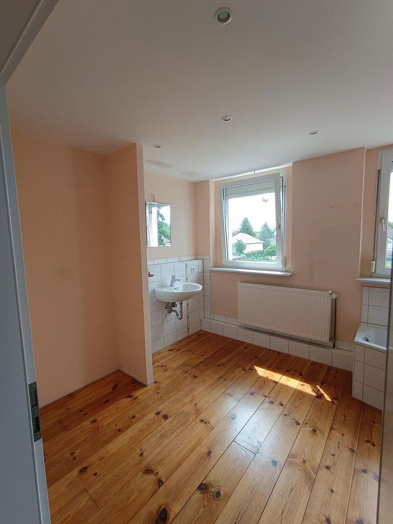 Predaj domu 190 m², pozemek 890 m², Mozartstrasse 29, Fredersdorf-Vogelsdorf, Brandenbursko Predaj domu 190 m², pozemek 890 m², Mozartstrasse 29, Fredersdorf-Vogelsdorf, Brandenbursko