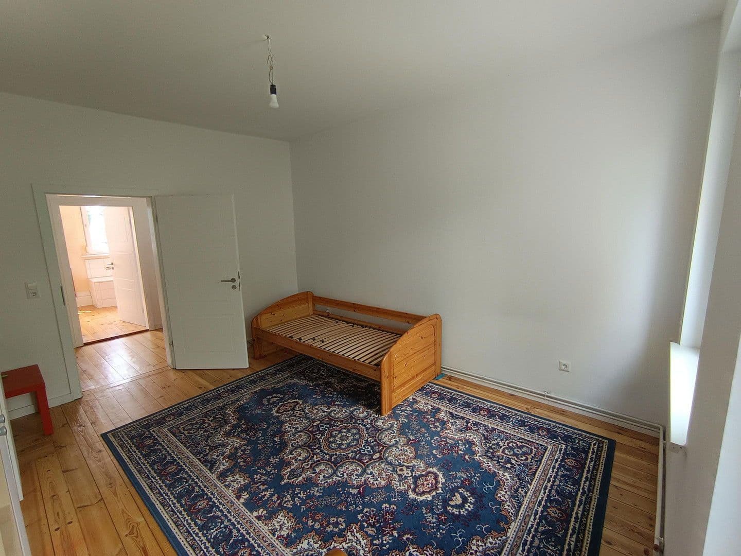 Predaj domu 190 m², pozemek 890 m², Mozartstrasse 29, Fredersdorf-Vogelsdorf, Brandenbursko Predaj domu 190 m², pozemek 890 m², Mozartstrasse 29, Fredersdorf-Vogelsdorf, Brandenbursko