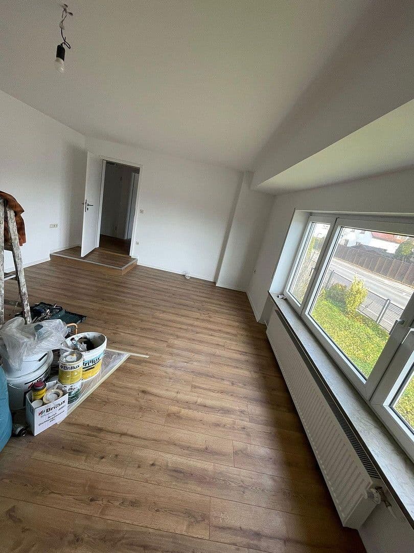 Prenájom bytu 4-izbový 108 m², Friedrichshafen, Bádensko-Wurttembersko Prenájom bytu 4-izbový 108 m², Friedrichshafen, Bádensko-Wurttembersko