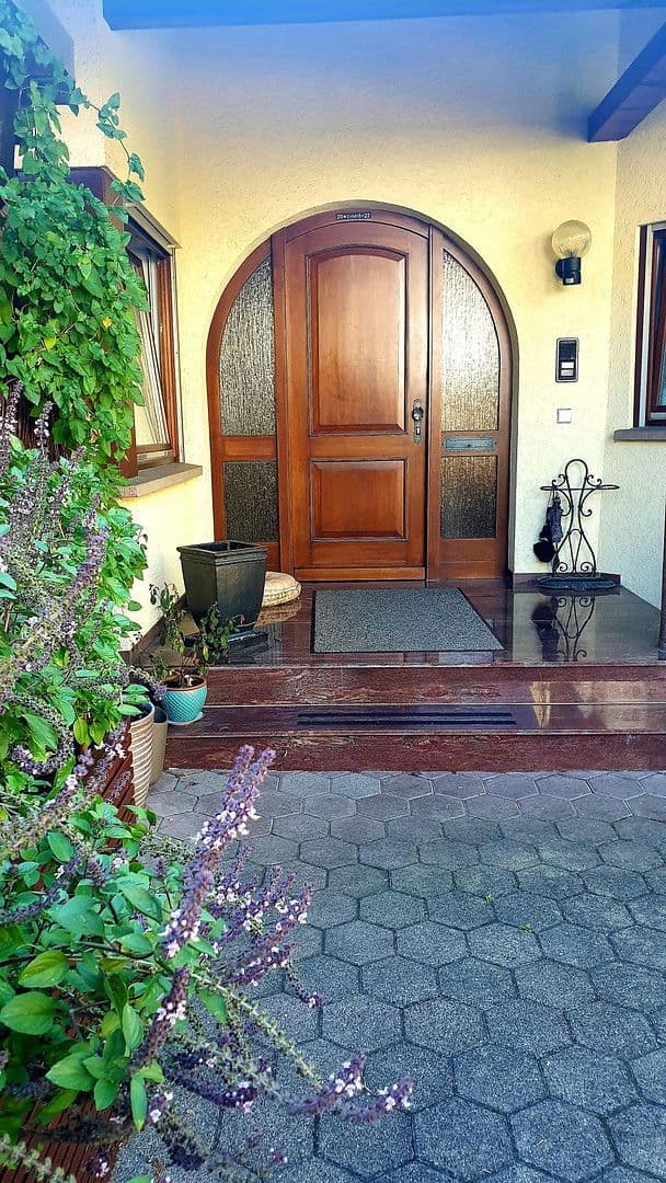 Predaj bytu 6-izbový 233 m², Rheinfelden (Baden), Bádensko-Wurttembersko Predaj bytu 6-izbový 233 m², Rheinfelden (Baden), Bádensko-Wurttembersko