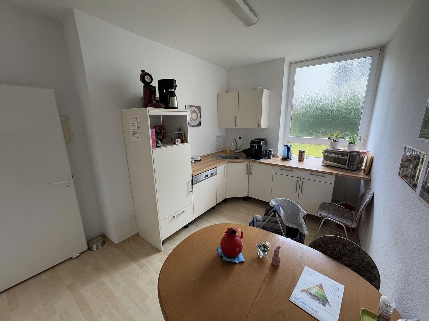 Prenájom kancelárie 130 m², Baden-Baden, Bádensko-Wurttembersko Prenájom kancelárie 130 m², Baden-Baden, Bádensko-Wurttembersko