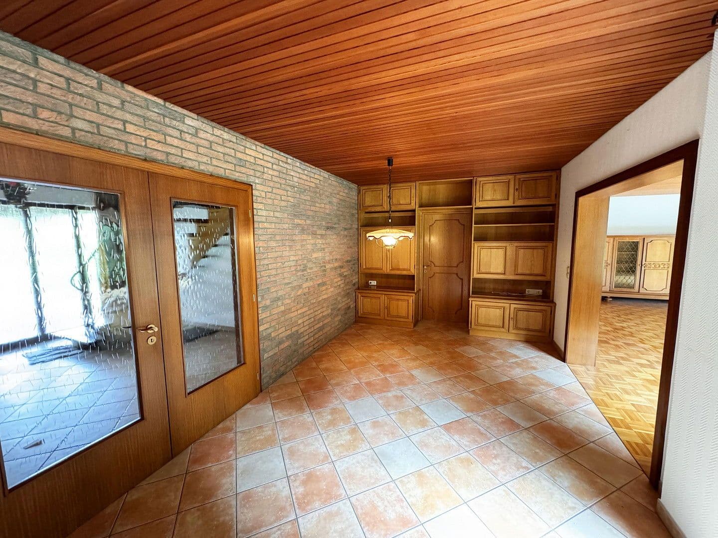 Predaj domu 182 m², pozemek 725 m², Theodor-Storm-Straße 35, Brunsbüttel, Šlezvicko-Holštajnsko Predaj domu 182 m², pozemek 725 m², Theodor-Storm-Straße 35, Brunsbüttel, Šlezvicko-Holštajnsko