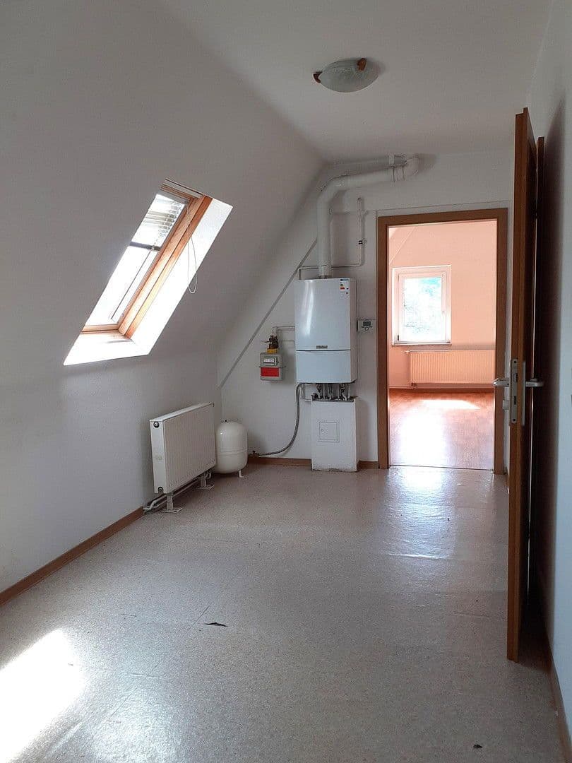 Prenájom bytu 3-izbový 54 m², Frohburg, Sasko Prenájom bytu 3-izbový 54 m², Frohburg, Sasko