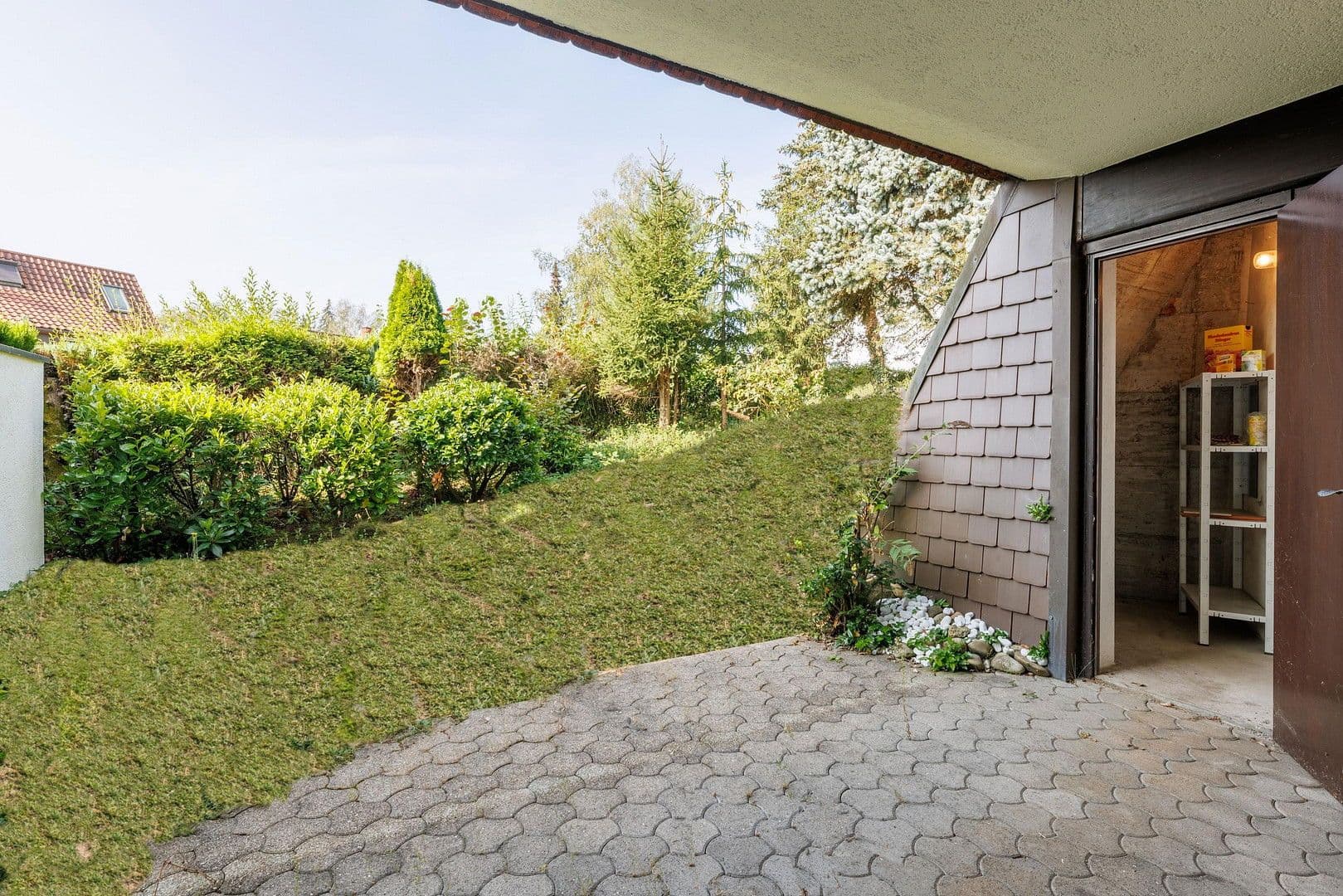 Predaj domu 220 m², pozemek 673 m², Birkenwaldweg 1, Waldenbuch, Bádensko-Wurttembersko Predaj domu 220 m², pozemek 673 m², Birkenwaldweg 1, Waldenbuch, Bádensko-Wurttembersko