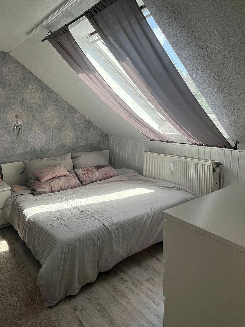 Prenájom bytu 2-izbový 49 m², Moerserstr.298, Duisburg, Severné Porýnie - Westfálsko Prenájom bytu 2-izbový 49 m², Moerserstr.298, Duisburg, Severné Porýnie - Westfálsko