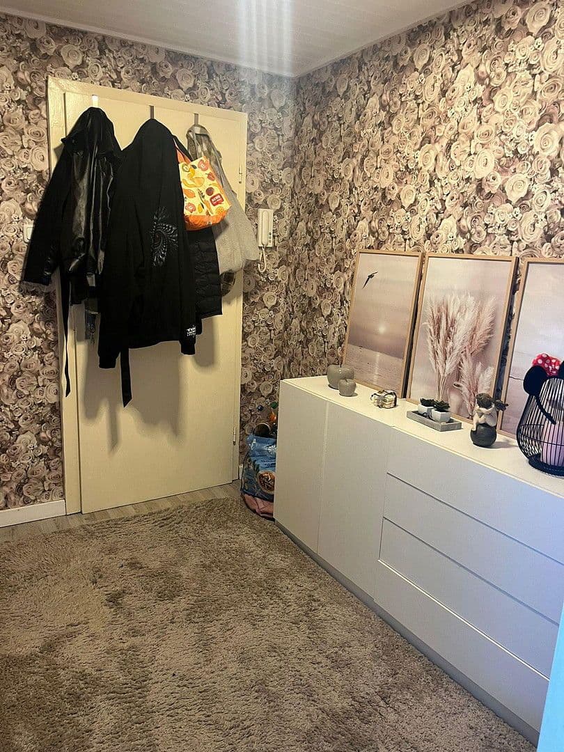 Prenájom bytu 2-izbový 49 m², Moerserstr.298, Duisburg, Severné Porýnie - Westfálsko Prenájom bytu 2-izbový 49 m², Moerserstr.298, Duisburg, Severné Porýnie - Westfálsko