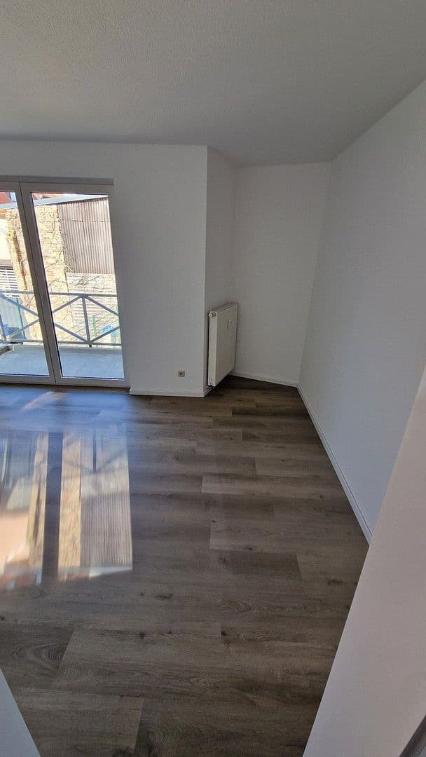 Prenájom bytu 3-izbový 89 m², Gleviner Mauer 22, Güstrow, Meklenbursko-Predpomoransko Prenájom bytu 3-izbový 89 m², Gleviner Mauer 22, Güstrow, Meklenbursko-Predpomoransko