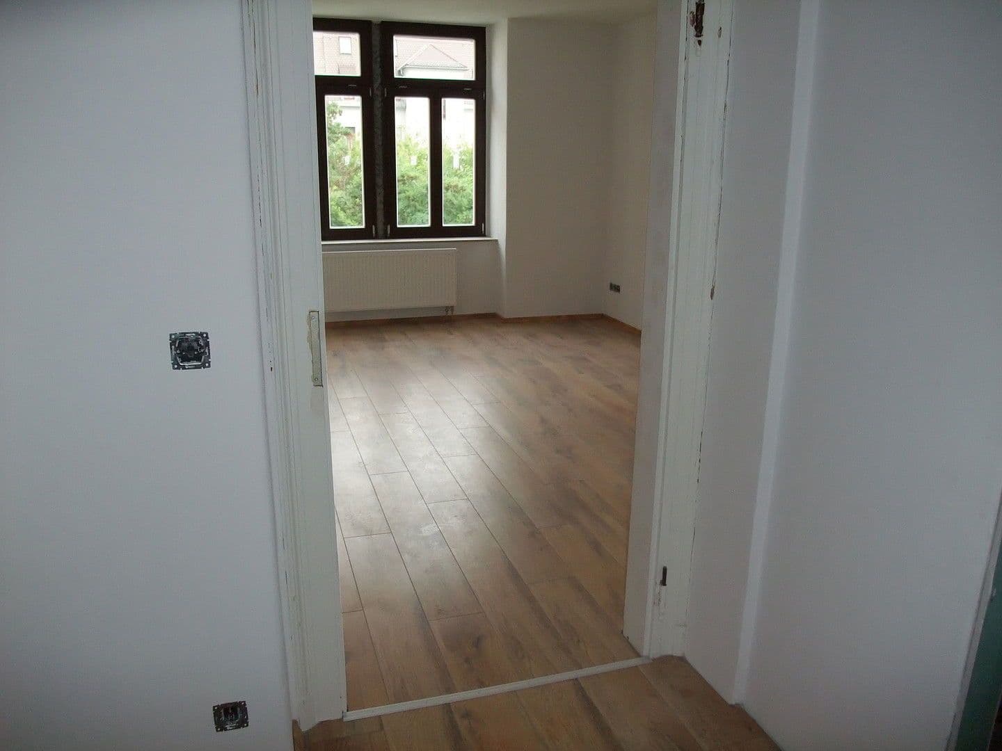 Prenájom bytu 2-izbový 47 m², 4 Menageriestr., Dresden, Sasko Prenájom bytu 2-izbový 47 m², 4 Menageriestr., Dresden, Sasko