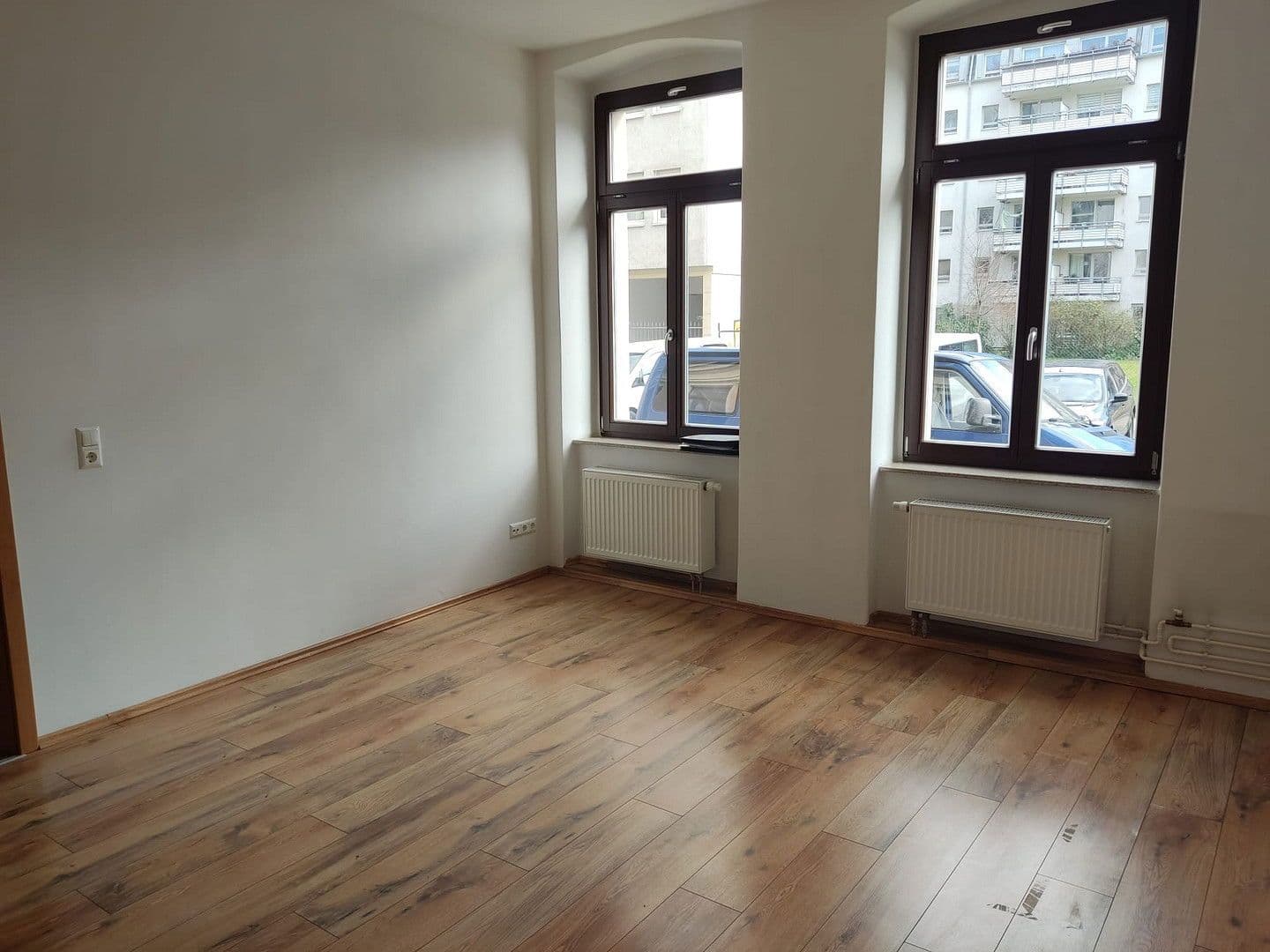 Prenájom bytu 2-izbový 47 m², 4 Menageriestr., Dresden, Sasko Prenájom bytu 2-izbový 47 m², 4 Menageriestr., Dresden, Sasko