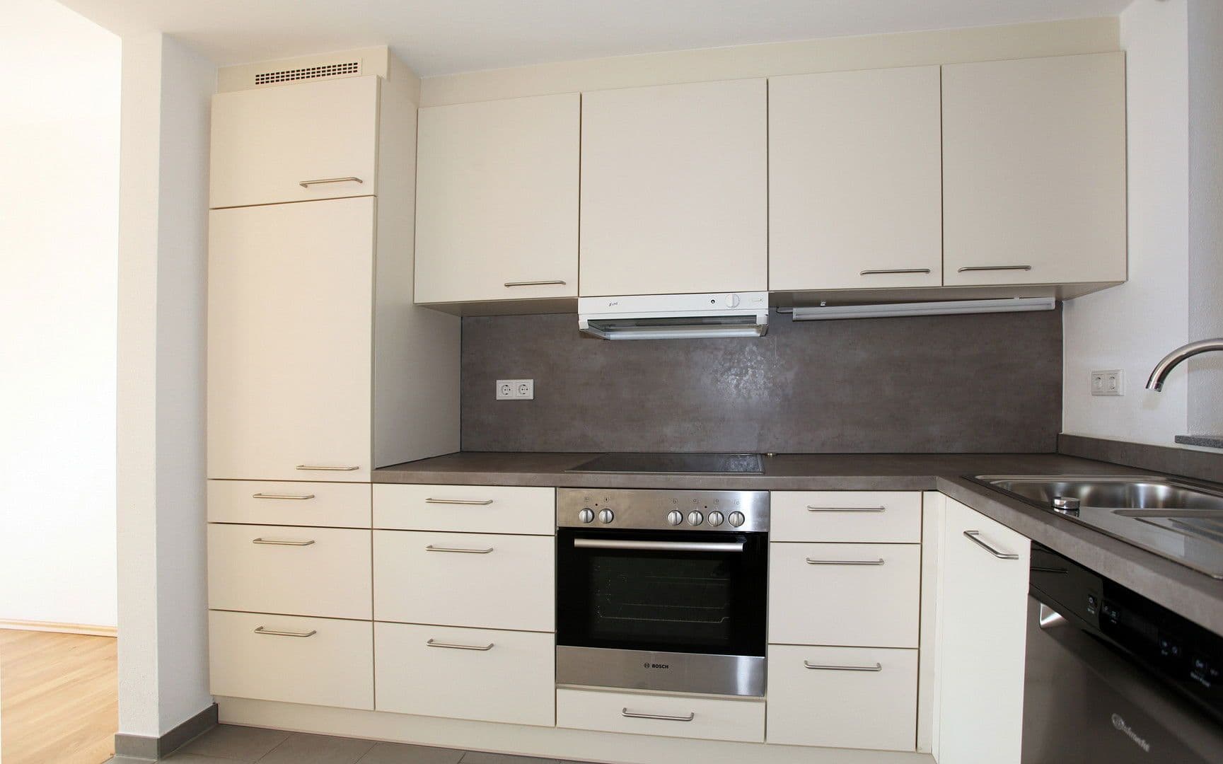 Prenájom bytu 2-izbový 57 m², Bgm.-Bohl-Str. 54, Augsburg, Bavorsko Prenájom bytu 2-izbový 57 m², Bgm.-Bohl-Str. 54, Augsburg, Bavorsko