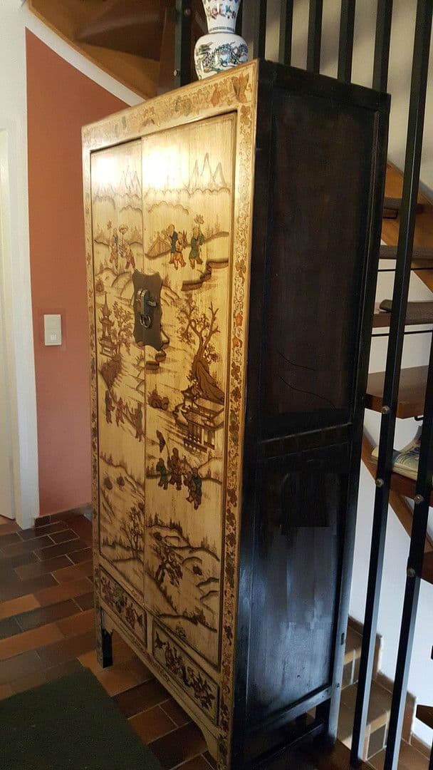 Prenájom bytu 4-izbový 115 m², Gilching, Bavorsko Prenájom bytu 4-izbový 115 m², Gilching, Bavorsko