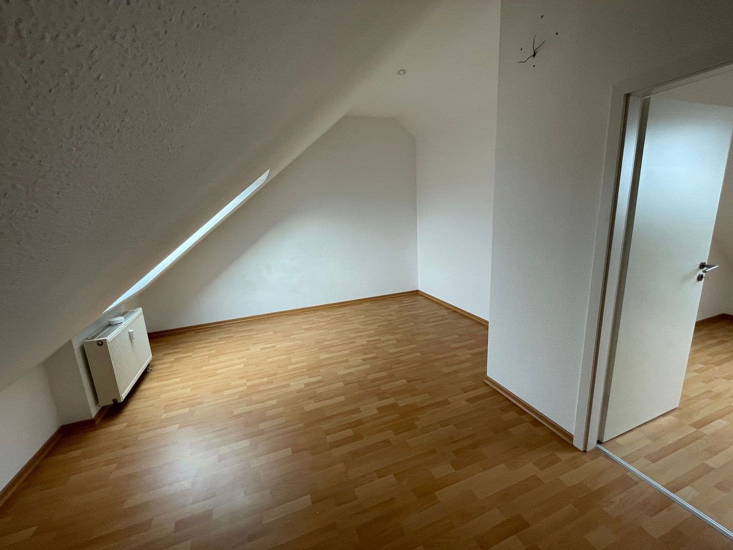 Prenájom bytu 3-izbový 89 m², Offenbacher Straße, Dietzenbach, Hesensko Prenájom bytu 3-izbový 89 m², Offenbacher Straße, Dietzenbach, Hesensko