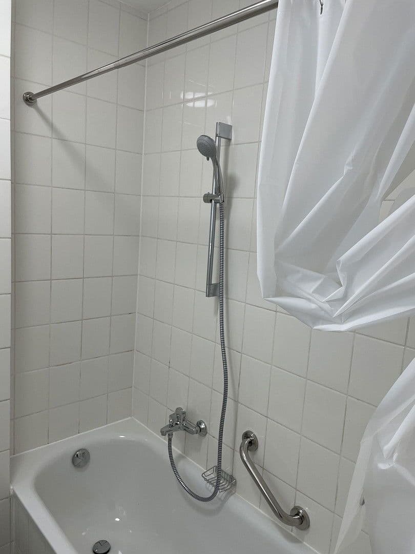 Prenájom bytu 3-izbový 89 m², Offenbacher Straße, Dietzenbach, Hesensko Prenájom bytu 3-izbový 89 m², Offenbacher Straße, Dietzenbach, Hesensko