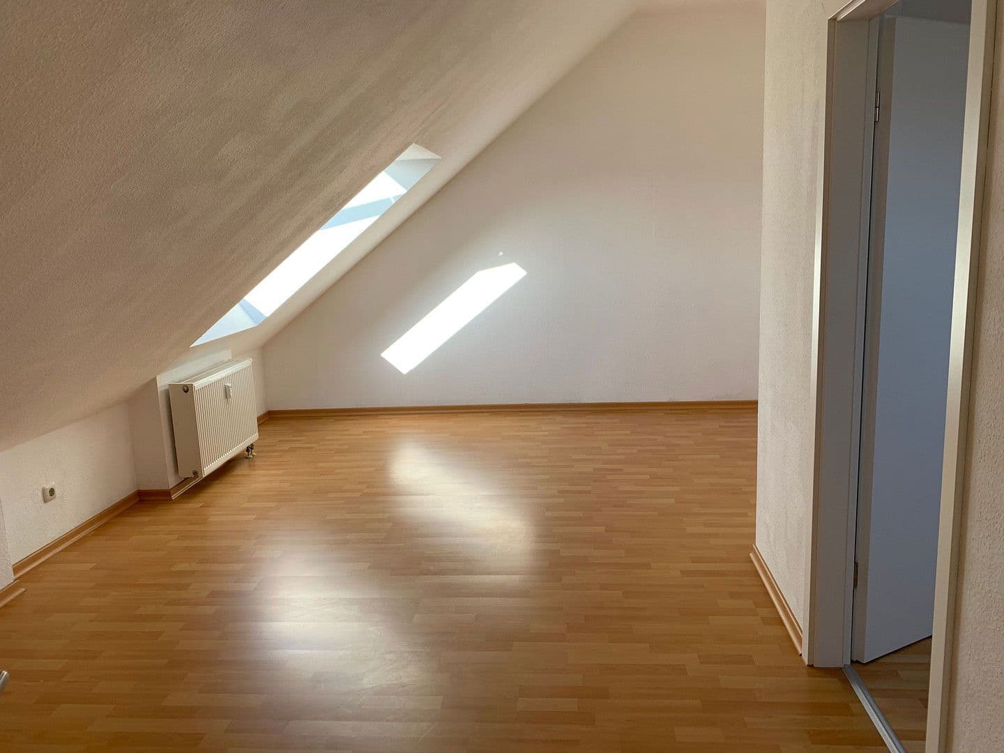 Prenájom bytu 3-izbový 89 m², Offenbacher Straße, Dietzenbach, Hesensko Prenájom bytu 3-izbový 89 m², Offenbacher Straße, Dietzenbach, Hesensko