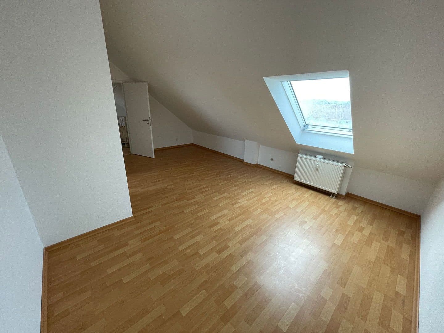 Prenájom bytu 3-izbový 89 m², Offenbacher Straße, Dietzenbach, Hesensko Prenájom bytu 3-izbový 89 m², Offenbacher Straße, Dietzenbach, Hesensko