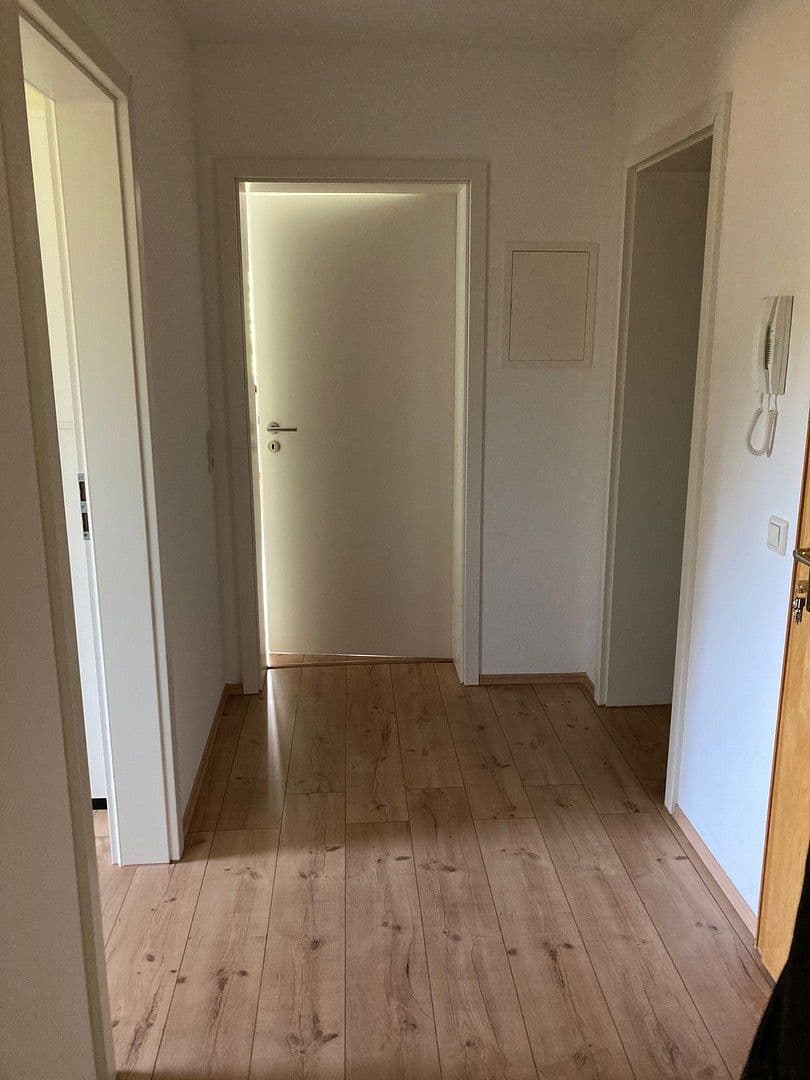 Prenájom bytu 3-izbový 75 m², Glaserweg 10, Hemau, Bavorsko Prenájom bytu 3-izbový 75 m², Glaserweg 10, Hemau, Bavorsko