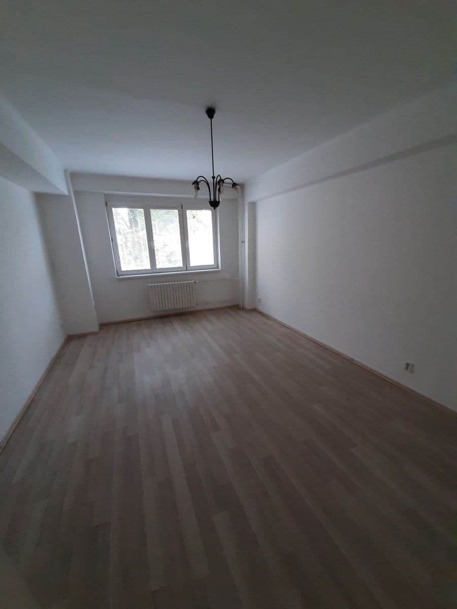 Prenájom bytu 2-izbový 61 m², Kubánské náměstí, Praha, Praha Prenájom bytu 2-izbový 61 m², Kubánské náměstí, Praha, Praha