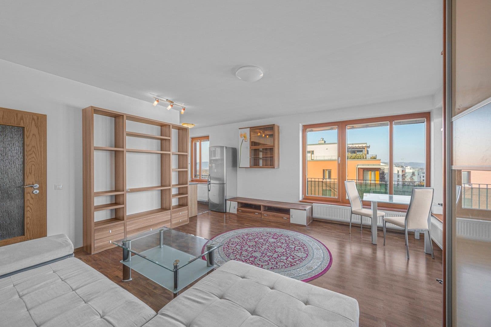 Prenájom bytu 2-izbový 56 m², Pickova, Praha, Praha Prenájom bytu 2-izbový 56 m², Pickova, Praha, Praha