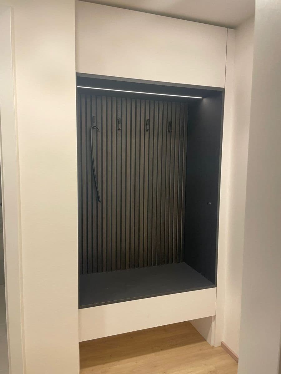 Prenájom bytu 2-izbový 57 m², Poděbradská, Praha, Praha Prenájom bytu 2-izbový 57 m², Poděbradská, Praha, Praha