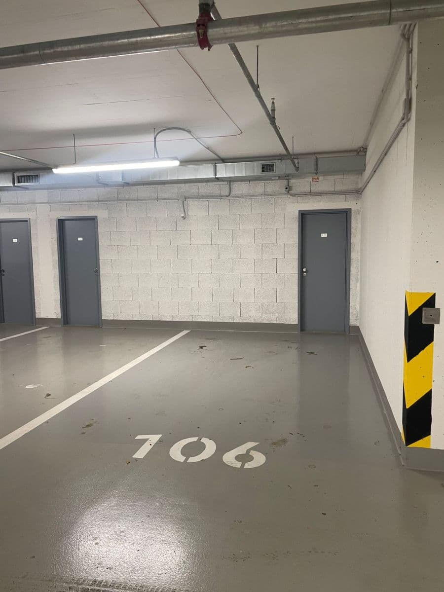 Prenájom bytu 2-izbový 57 m², Poděbradská, Praha, Praha Prenájom bytu 2-izbový 57 m², Poděbradská, Praha, Praha