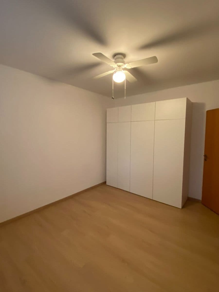 Prenájom bytu 2-izbový 59 m², Mattioliho, Praha, Praha Prenájom bytu 2-izbový 59 m², Mattioliho, Praha, Praha