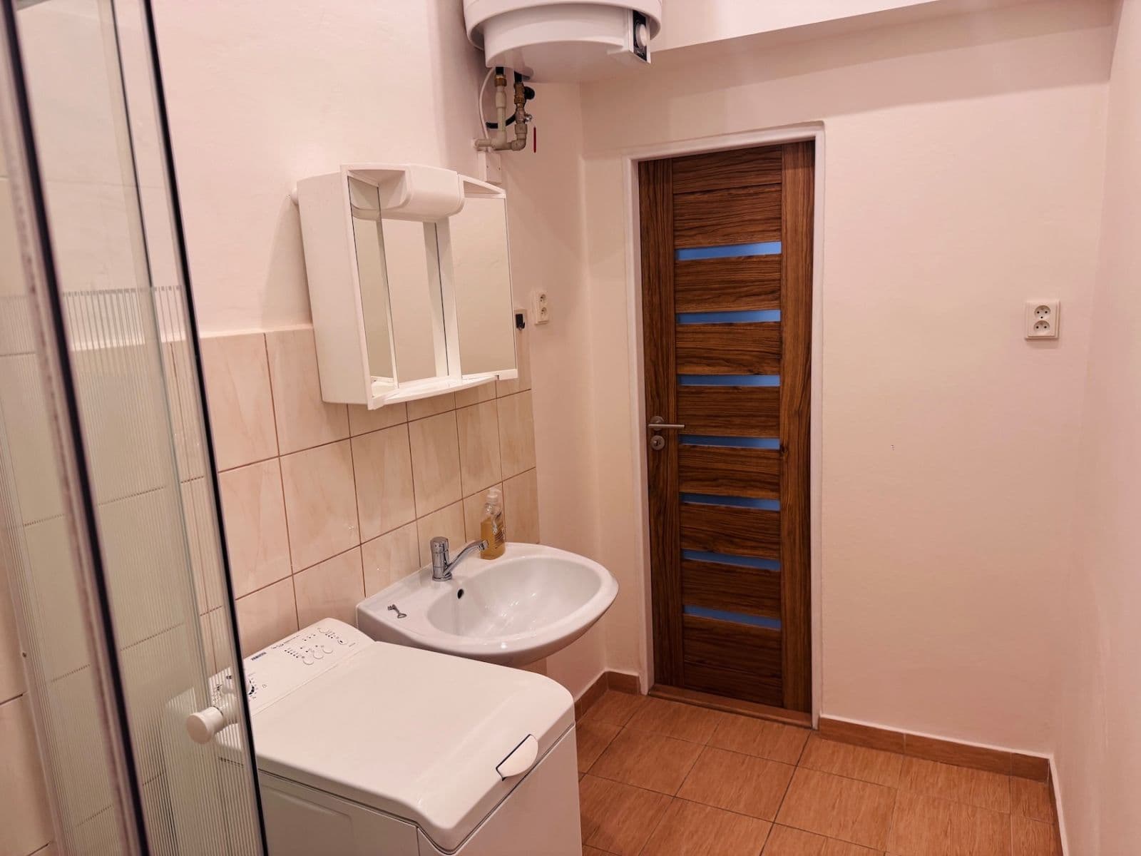 Prenájom bytu 2-izbový 55 m², Na Jezerce, Praha, Praha Prenájom bytu 2-izbový 55 m², Na Jezerce, Praha, Praha