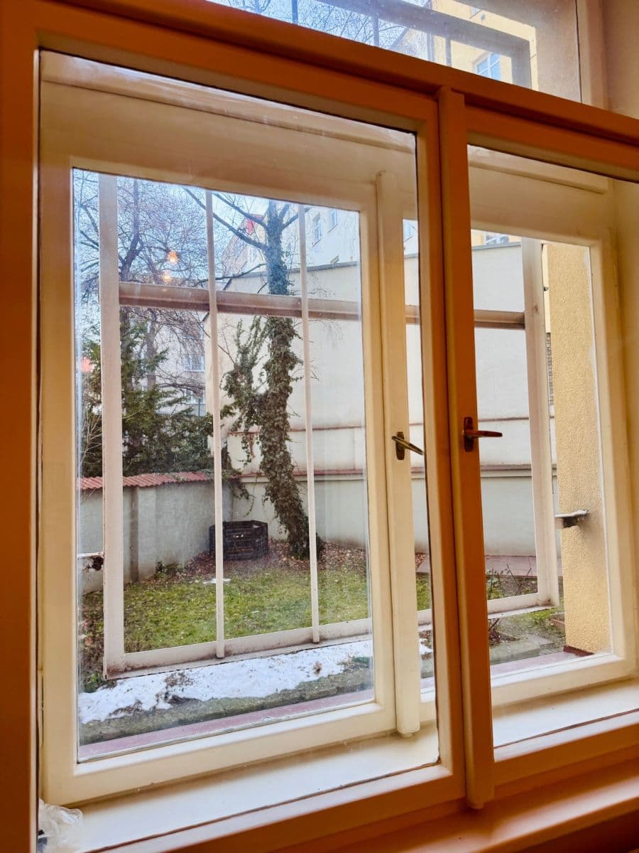 Prenájom bytu 2-izbový 55 m², Na Jezerce, Praha, Praha Prenájom bytu 2-izbový 55 m², Na Jezerce, Praha, Praha