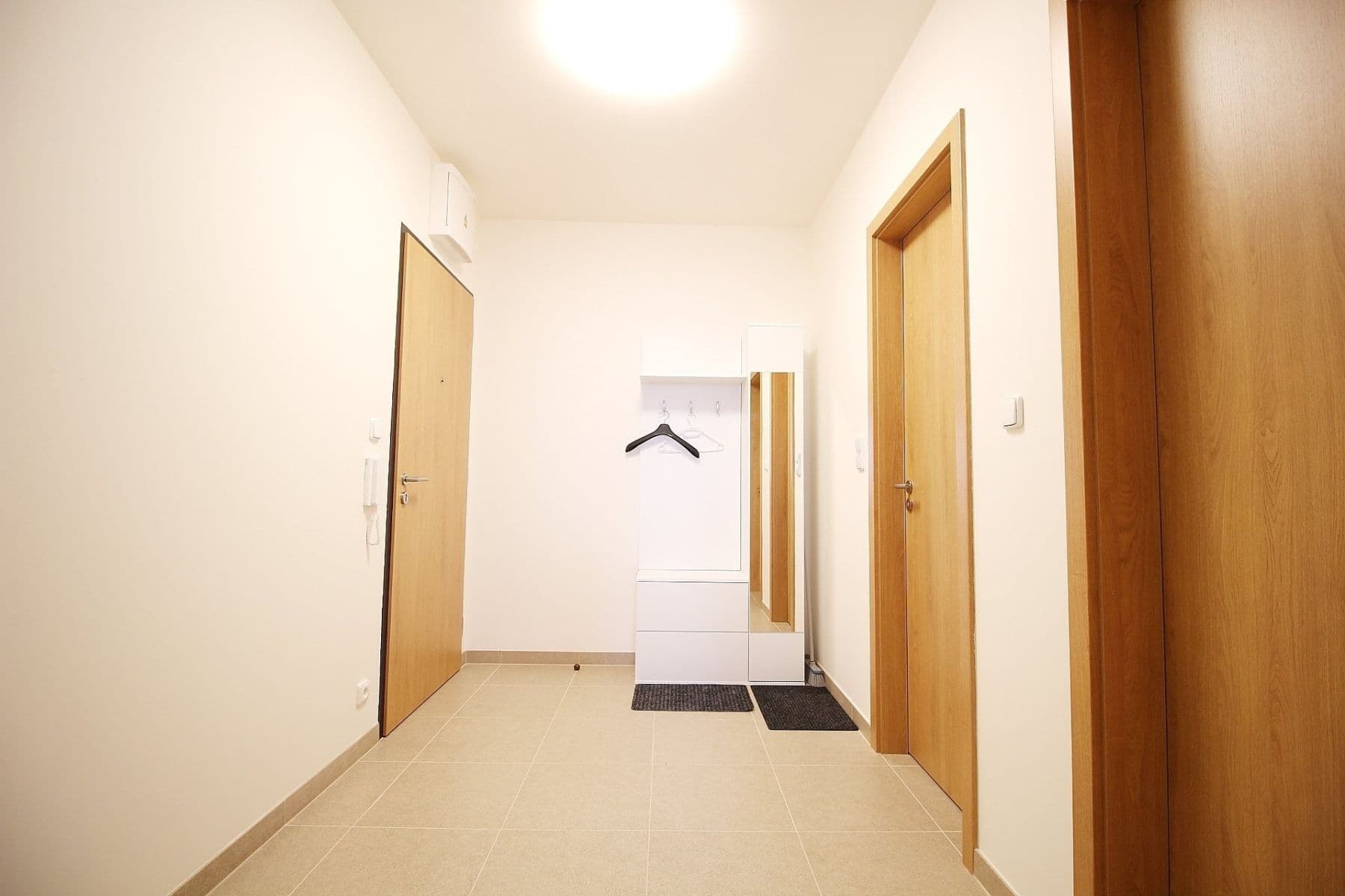 Prenájom bytu 2-izbový 47 m², Thomasova, Praha, Praha Prenájom bytu 2-izbový 47 m², Thomasova, Praha, Praha
