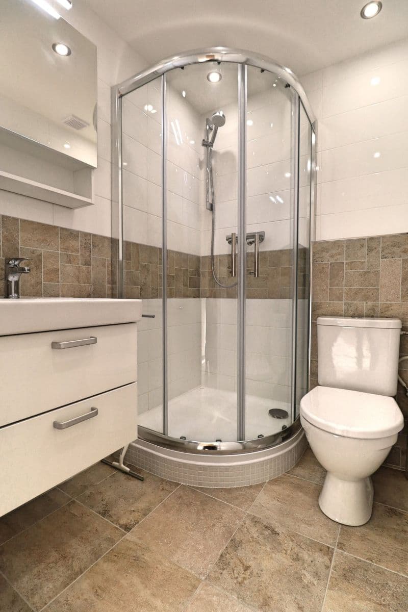 Prenájom bytu 2-izbový 39 m², Herejkova, Starý Plzenec, Plzeňský kraj Prenájom bytu 2-izbový 39 m², Herejkova, Starý Plzenec, Plzeňský kraj