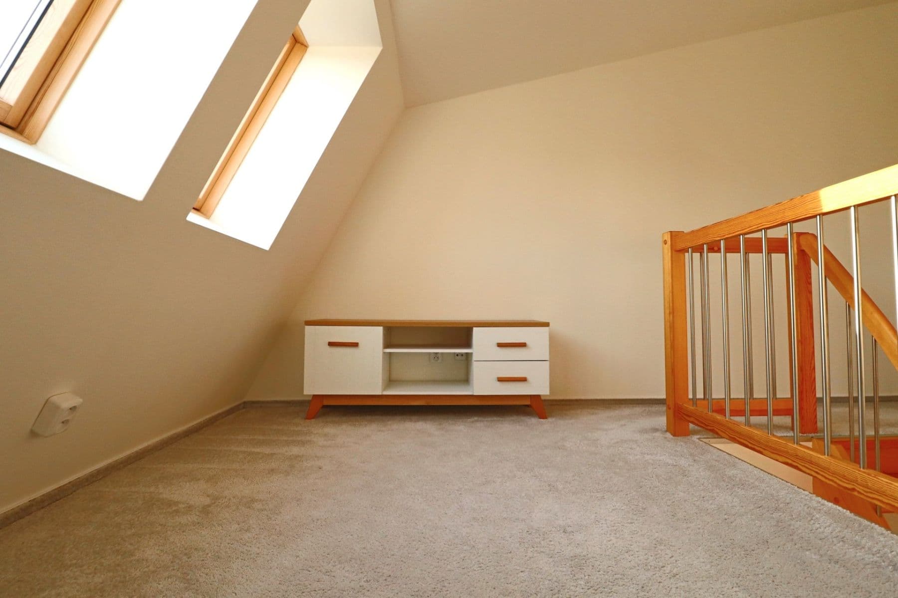 Prenájom bytu 2-izbový 39 m², Herejkova, Starý Plzenec, Plzeňský kraj Prenájom bytu 2-izbový 39 m², Herejkova, Starý Plzenec, Plzeňský kraj