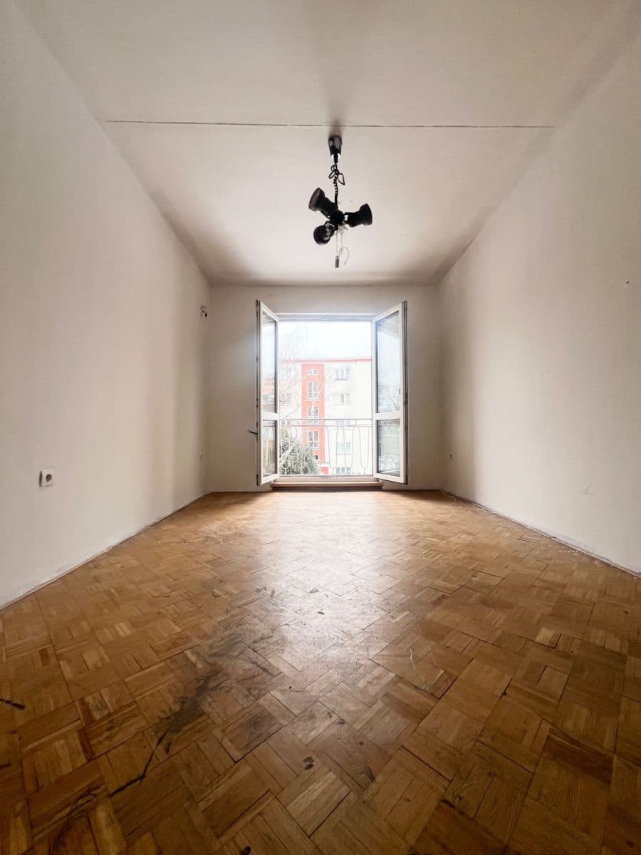 Predaj bytu 3-izbový 72 m², Benešovo nábřeží, Zlín, Zlínský kraj Predaj bytu 3-izbový 72 m², Benešovo nábřeží, Zlín, Zlínský kraj