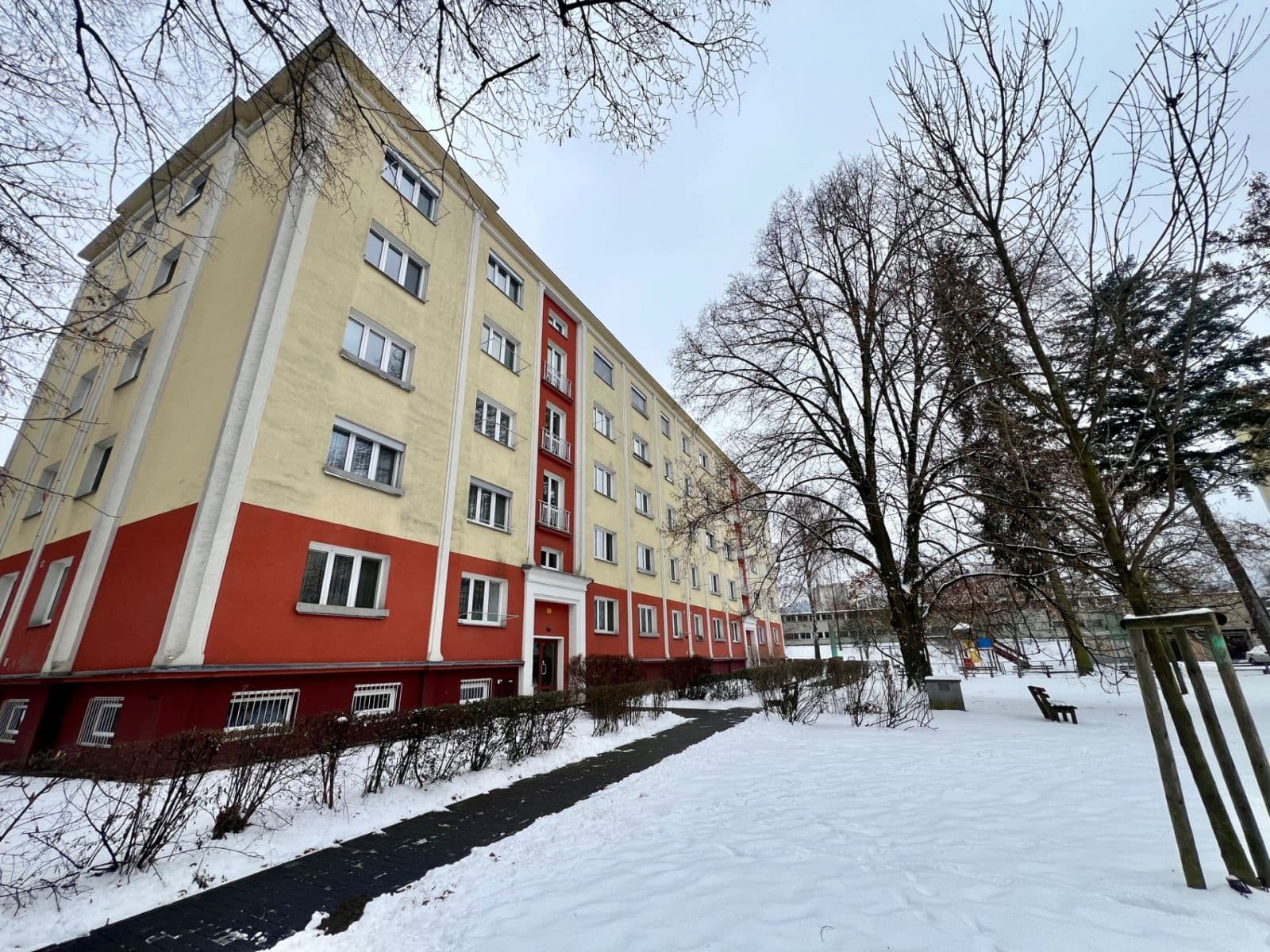 Predaj bytu 3-izbový 72 m², Benešovo nábřeží, Zlín, Zlínský kraj Predaj bytu 3-izbový 72 m², Benešovo nábřeží, Zlín, Zlínský kraj