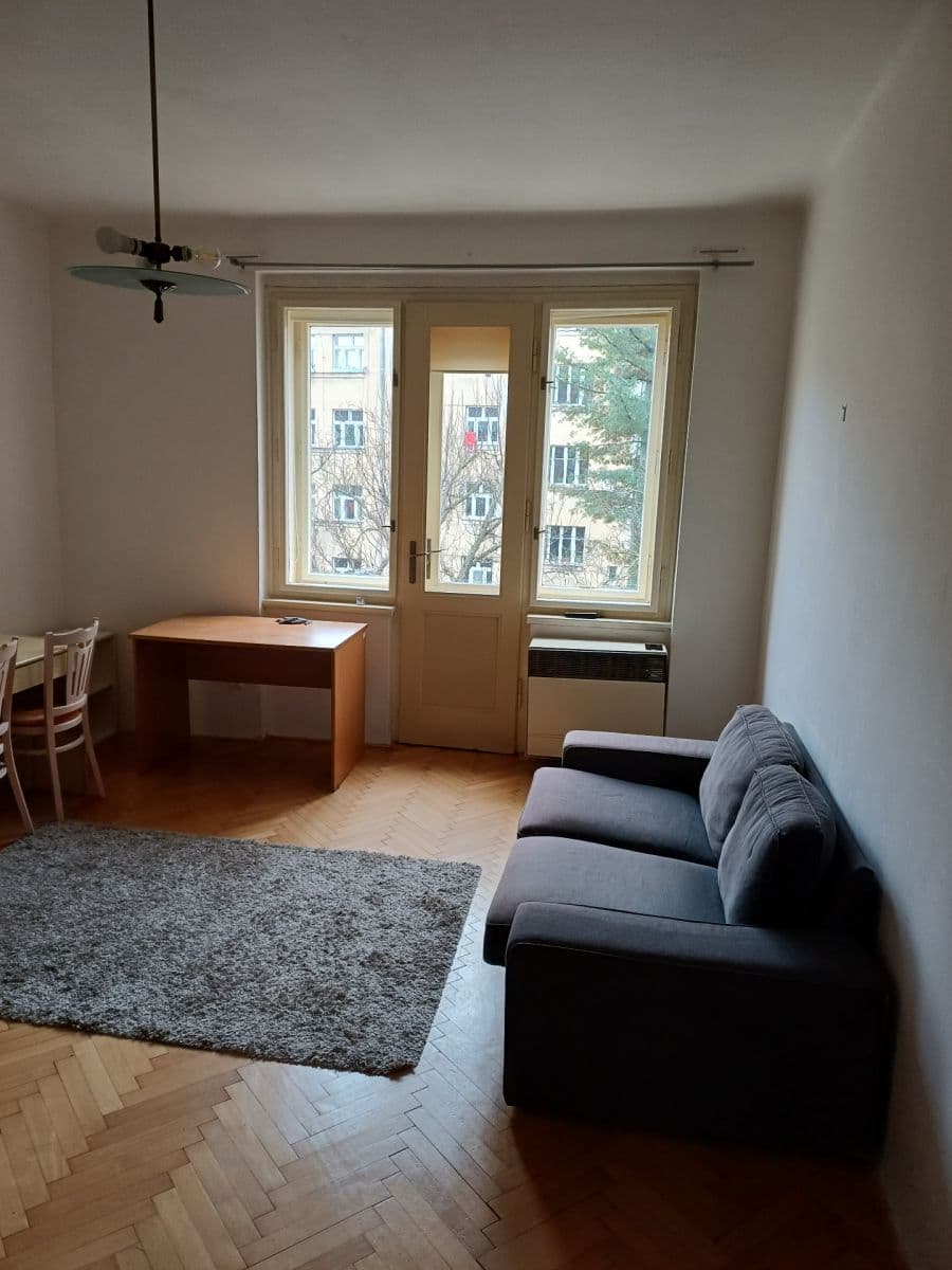Prenájom bytu 2-izbový 49 m², Ostrovského, Praha, Praha Prenájom bytu 2-izbový 49 m², Ostrovského, Praha, Praha