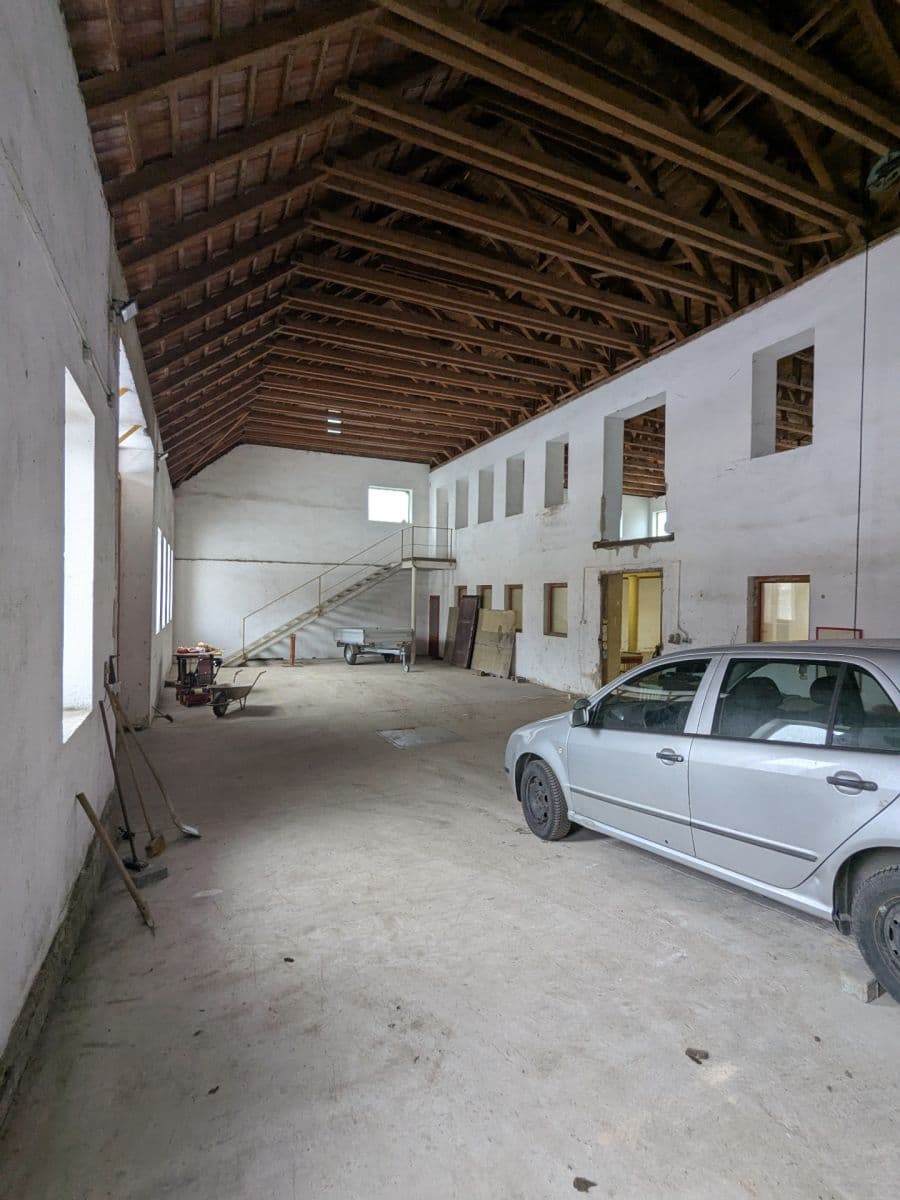 Prenájom nebytového priestoru 644 m², Lelekovice, Jihomoravský kraj Prenájom nebytového priestoru 644 m², Lelekovice, Jihomoravský kraj