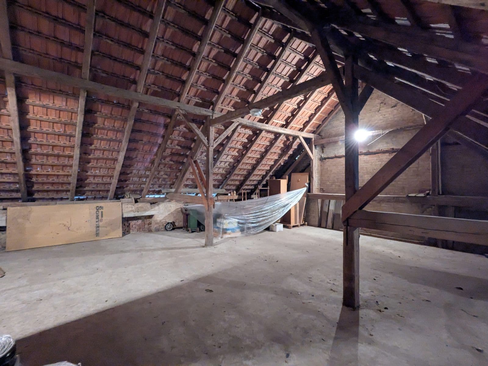 Prenájom nebytového priestoru 644 m², Lelekovice, Jihomoravský kraj Prenájom nebytového priestoru 644 m², Lelekovice, Jihomoravský kraj