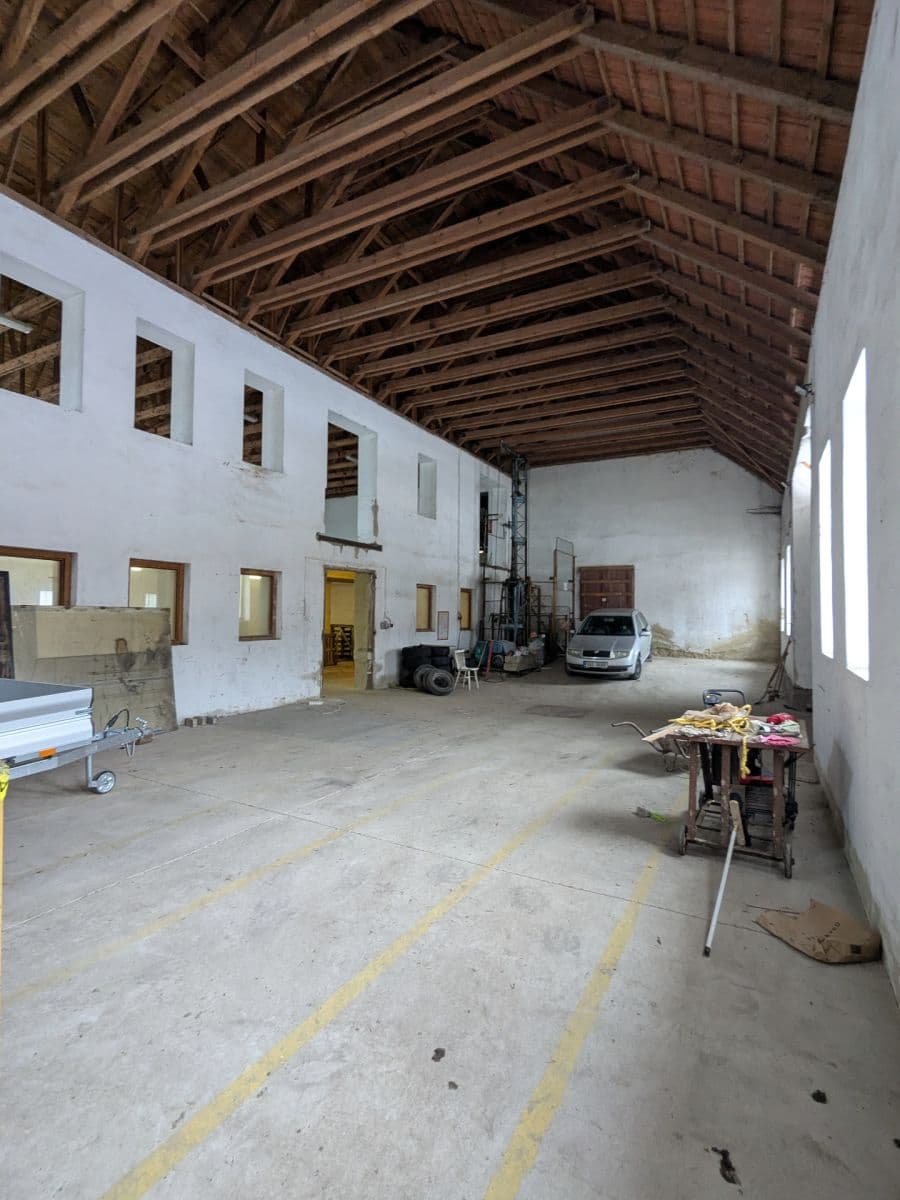 Prenájom nebytového priestoru 644 m², Lelekovice, Jihomoravský kraj Prenájom nebytového priestoru 644 m², Lelekovice, Jihomoravský kraj