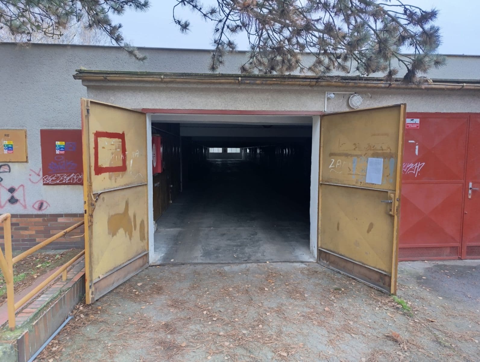 Predaj garáže 15 m², Jubilejní, Plzeň, Plzeňský kraj Predaj garáže 15 m², Jubilejní, Plzeň, Plzeňský kraj