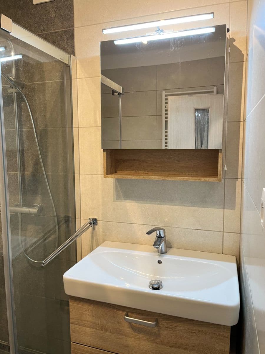 Prenájom bytu 2-izbový 65 m², Páričkova, Ružinov, Bratislavský kraj Prenájom bytu 2-izbový 65 m², Páričkova, Ružinov, Bratislavský kraj